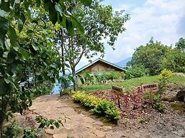 Bwindi Orugano Lodge