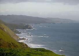 Ocean Cove Lodge