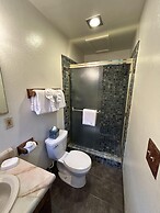 Ocean Cove Lodge