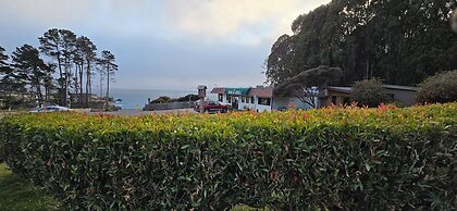Ocean Cove Lodge