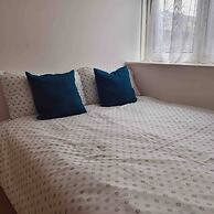 Room in House - Modern Double Room In City Centre