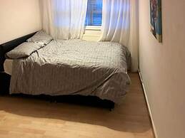 Room in Apartment - Normanton - Deluxe Double Room