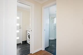 Owen's Hideaway by the BNB Collection