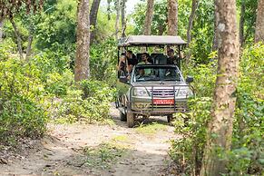 River Bank Jungle Resort