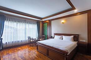 River Bank Jungle Resort