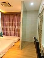 Paddy SunRise Light House