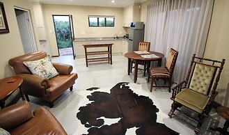 Hitgeheim Garden Cottages