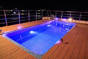 Pride Comfort Dwarka