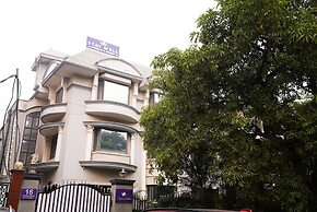 Stay Well Hotels & Homes