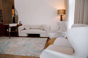 Wyndham Residences Aqkol