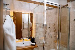 Wyndham Residences Aqkol