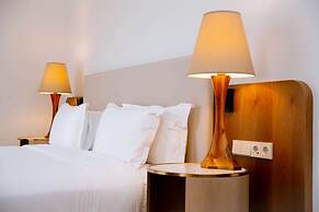 Wyndham Residences Aqkol