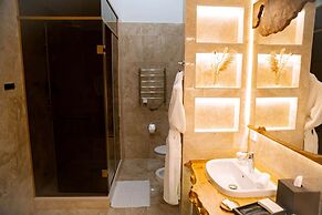 Wyndham Residences Aqkol