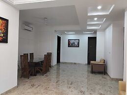 Elite 32 Avenue - Near Google Building