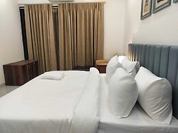 Elite 32 Avenue - Near Google Building