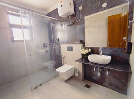 Elite 32 Avenue - Near Google Building