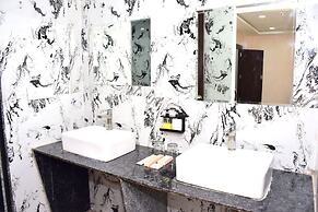 The Royal Palace Hotels By Blues