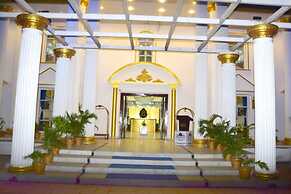 The Royal Palace Hotels By Blues