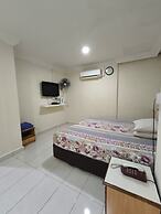 OYO 90895 Hotel Ikia