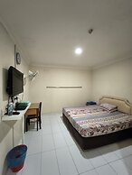 OYO 90895 Hotel Ikia