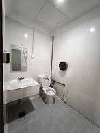 OYO 90895 Hotel Ikia