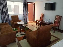 Westwind Hotel Meru