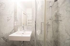 HeyMi Apartments Post