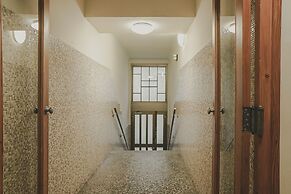 HeyMi Apartments Post