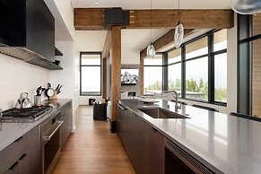 201 Lakelodge 3 Bedroom Condo by Moonlight Basin Lodging