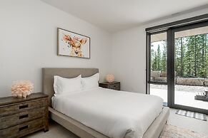 11 Treeline 4 Bedroom Home by Moonlight Basin Lodging