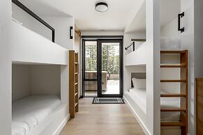 11 Treeline 4 Bedroom Home by Moonlight Basin Lodging