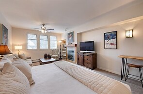 Premium Unit 4643- Fraser Crossing/founders Pointe Condo