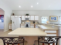 Hampton Retreat 5 Bedroom Home by RedAwning