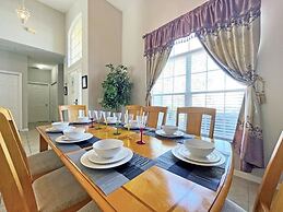 Hampton Retreat 5 Bedroom Home by RedAwning