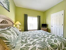 Hampton Retreat 5 Bedroom Home by RedAwning