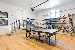 Sun-kissed Retreat 9 Bedroom Home