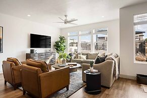 Sun-kissed Retreat 9 Bedroom Home