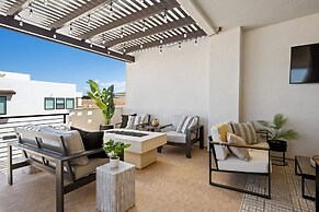 Sun-kissed Retreat 9 Bedroom Home