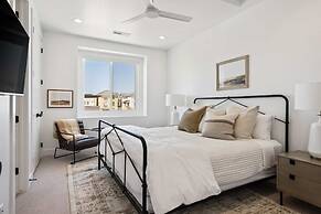 Sun-kissed Retreat 9 Bedroom Home