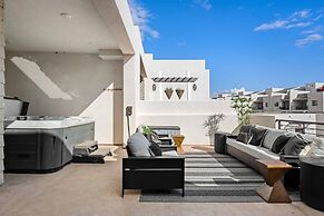 Sun-kissed Retreat 9 Bedroom Home