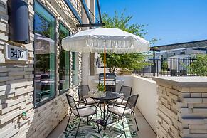 Sun-kissed Retreat 9 Bedroom Home