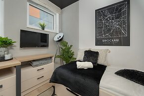 Trendy Studios Wroclaw Center by Renters