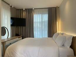 Balance Accommodation