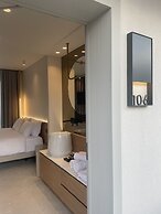 Balance Accommodation