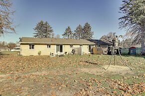 Family-friendly Home w/ Fire Pit ~ 10 Mi to Akron!
