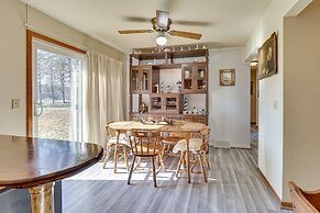 Family-friendly Home w/ Fire Pit ~ 10 Mi to Akron!