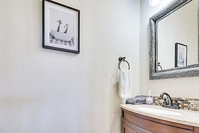 Serene Ruidoso Getaway - 16 Mi to Ski Apache!