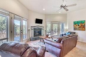 Serene Ruidoso Getaway - 16 Mi to Ski Apache!