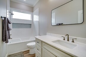 Modern Natchitoches Retreat on Cane River!