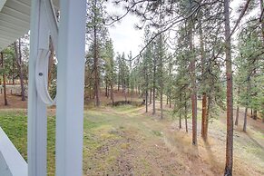 Pet-friendly Montana Abode w/ Balcony & Fireplace!